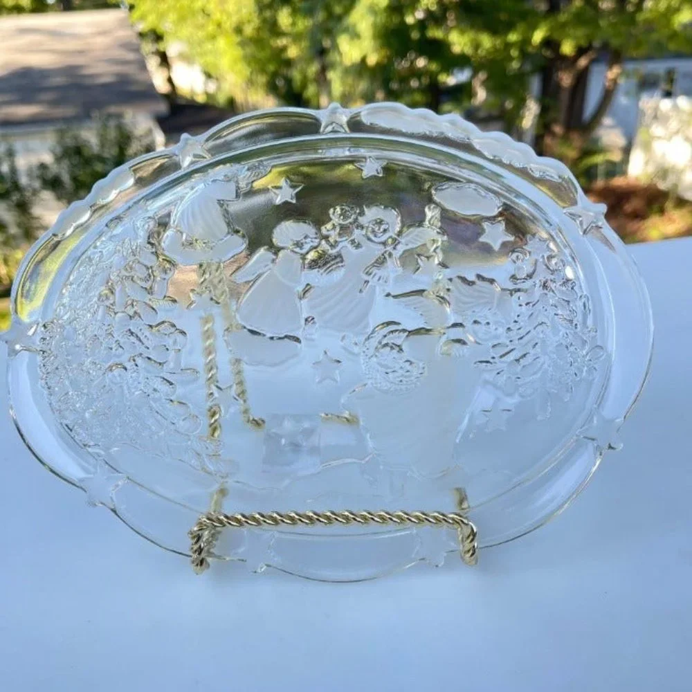 Mikasa Vintage Small Oval Crystal Candy Dish With Angels Design 9.2x7.0in‎